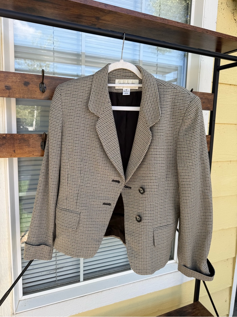 Jones New York Men's Houndstooth Sport Coat in Tan and Black